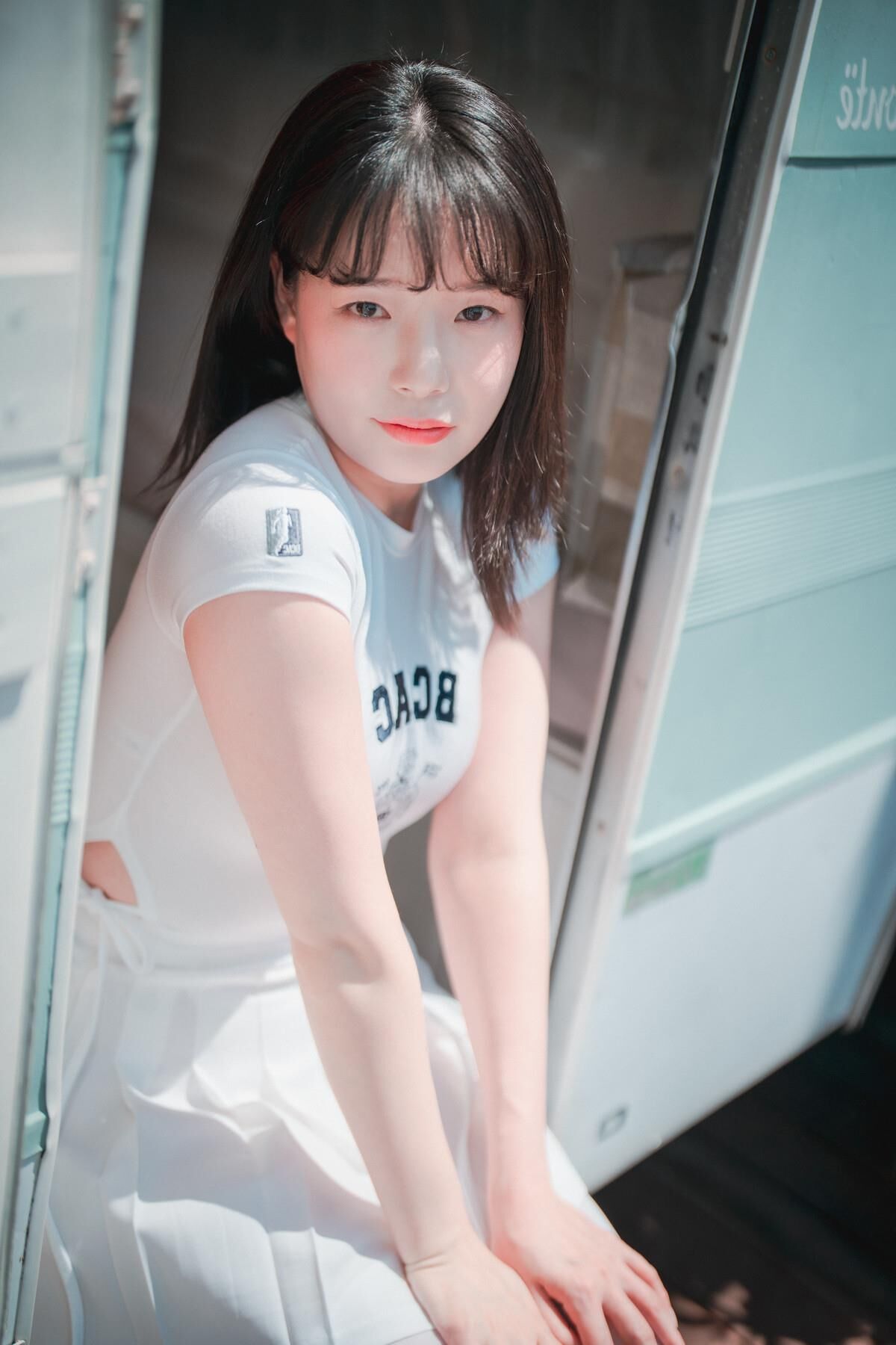 Pia Djawa Classic Athletic Girl