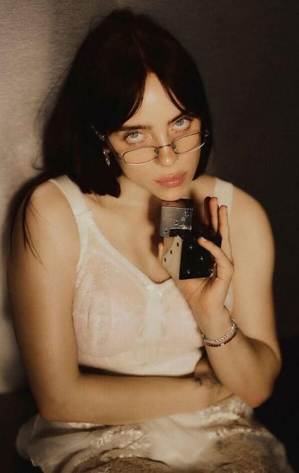 Billie eilish si sexy