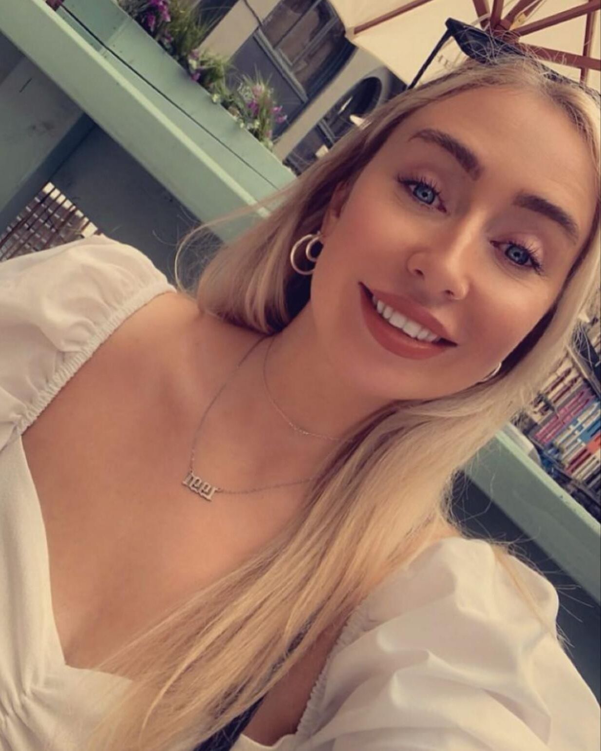 Babes blondes sexy que j'adorerais m'humilier