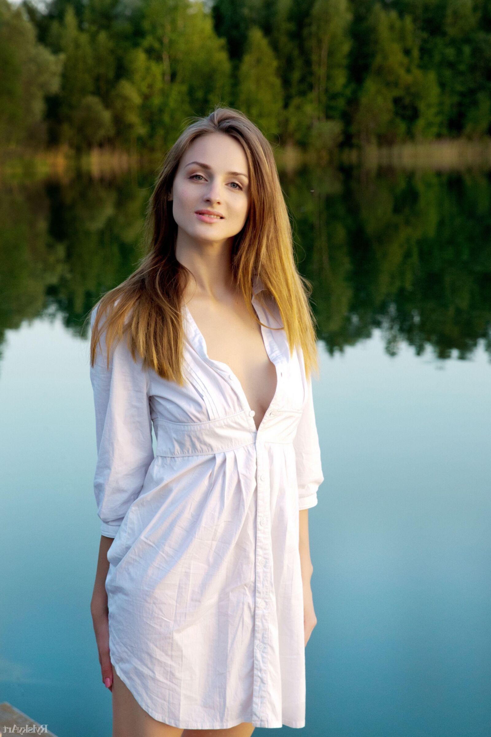 Vittoria Amada Lakelike