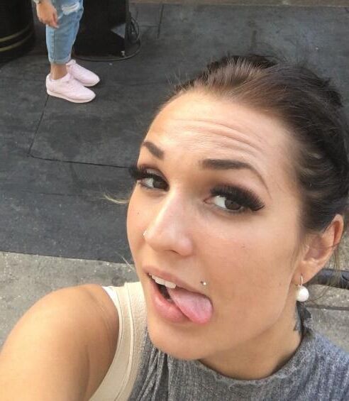 slut love suck dicks