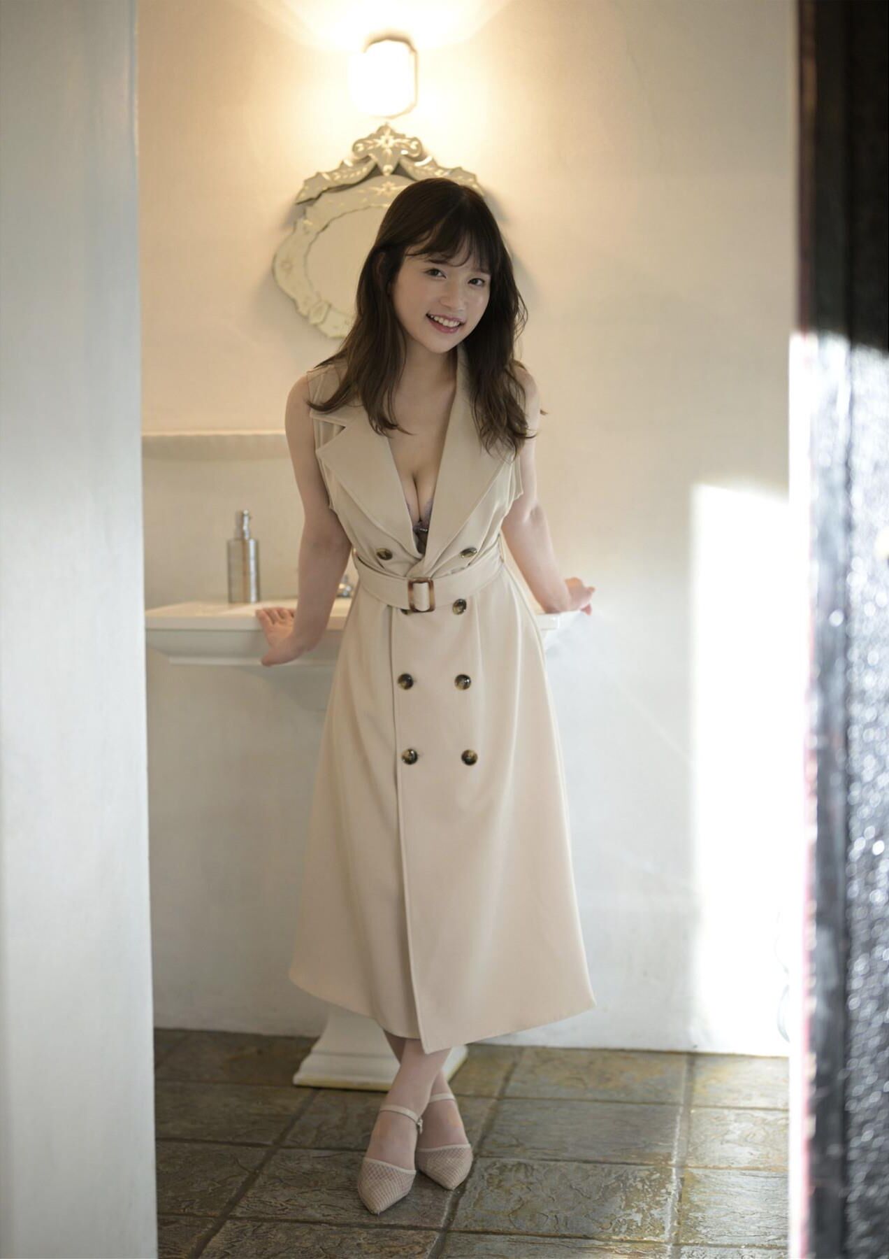 Rena Momozono Naniwa LEITE NATURAL