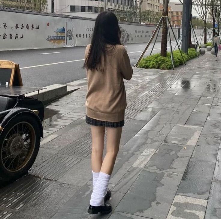 Les filles asiatiques portent-elles des chaussettes? 