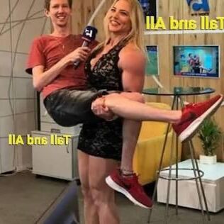 Высокие женщины и сладкие ноги