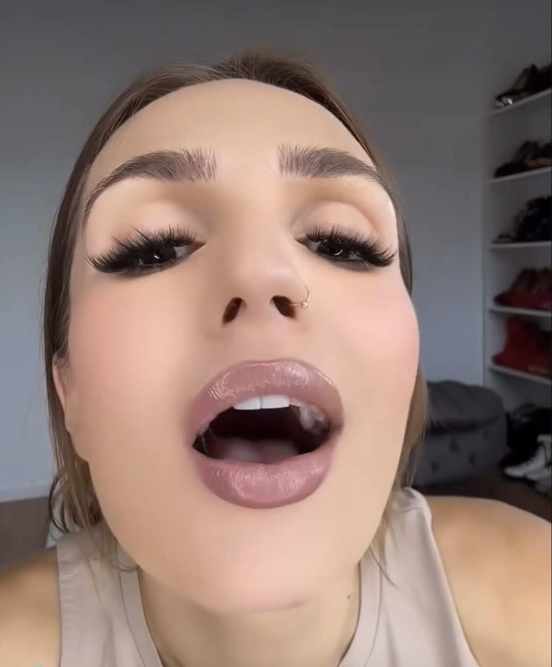 slut love suck dicks
