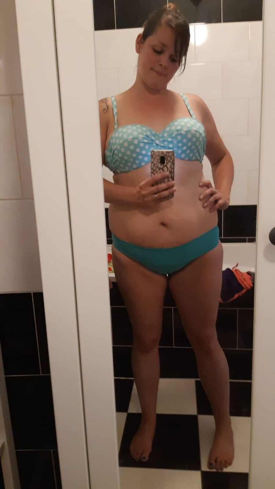 Dutch chubby babe nudes for boyfriend