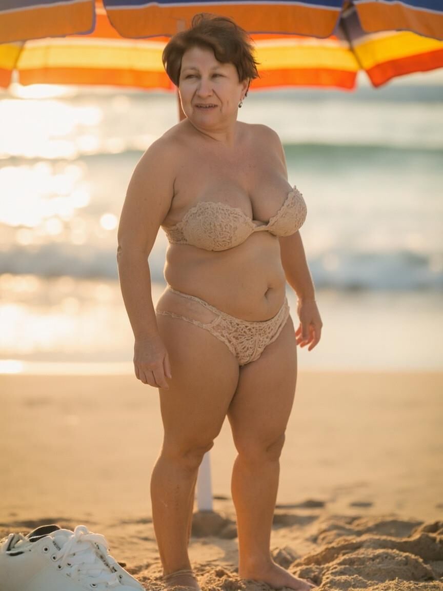 AI Oma Ana am Strand