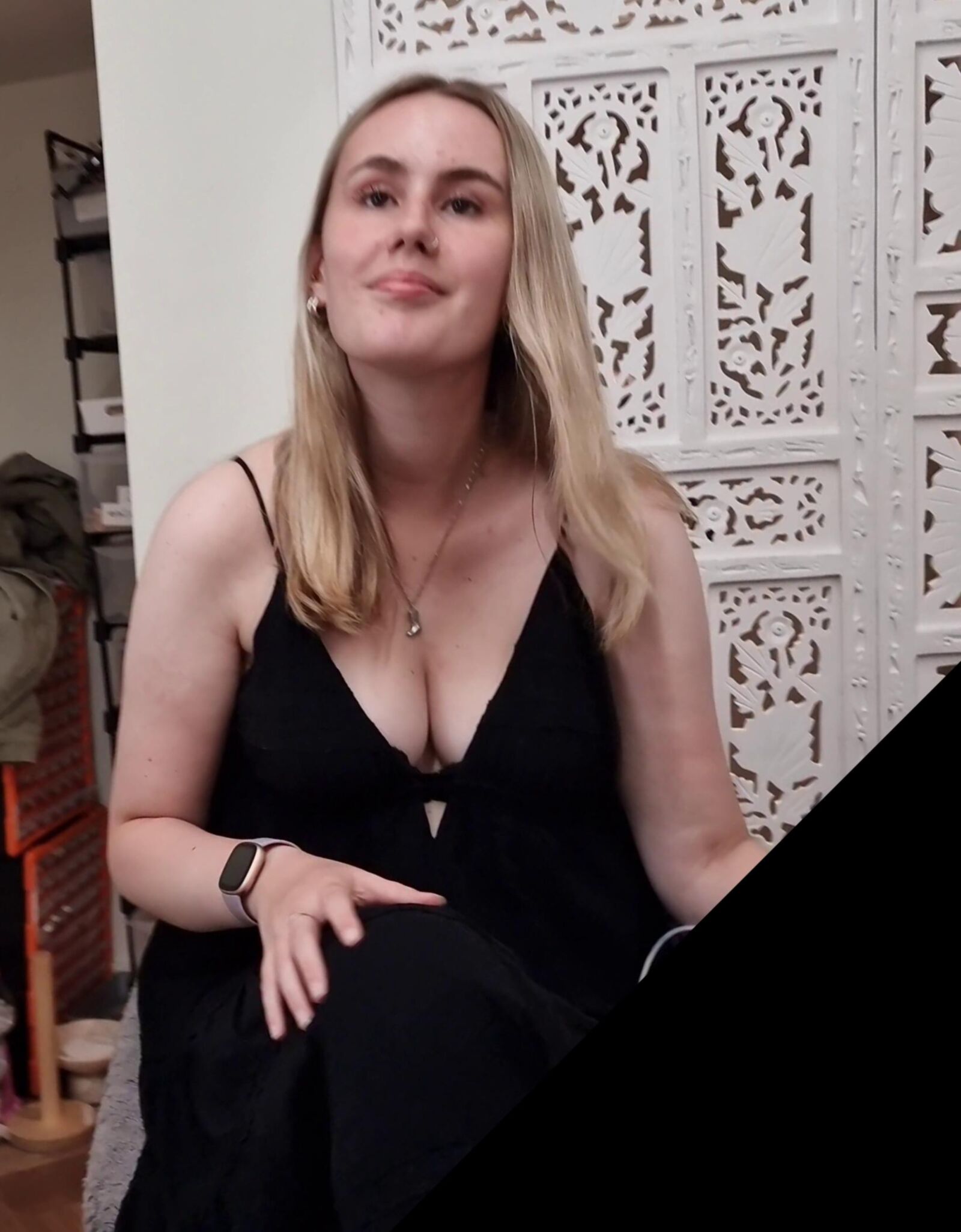 Les assistants de magasin rendent les blonds blonds trop faciles