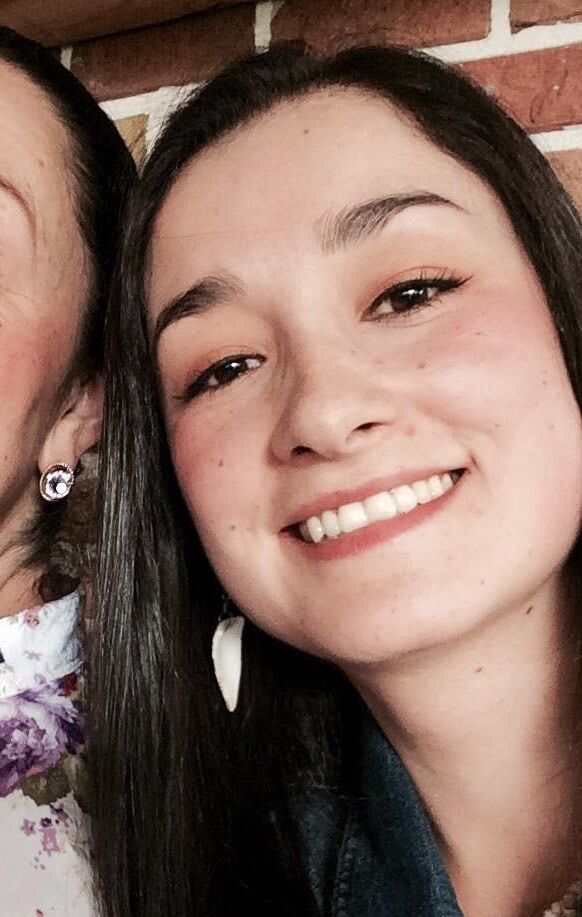 Juli anos de idade