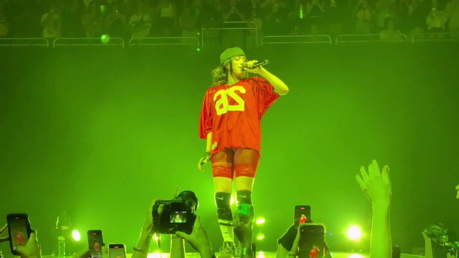 Billie eilish si sexy