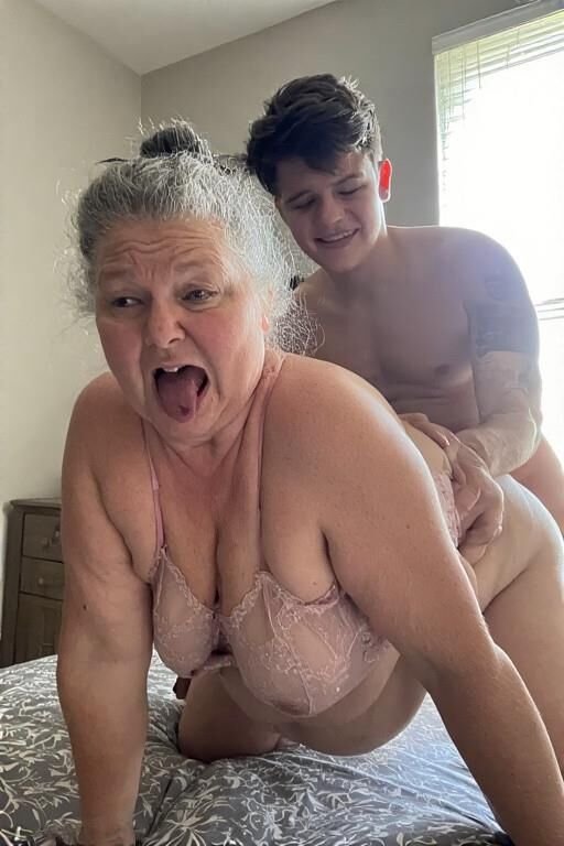 Old and Young Doggy Style, vol. 