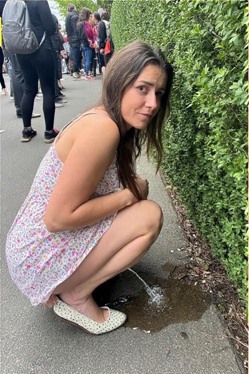 ai peeing and wetting fantasys everyday situations