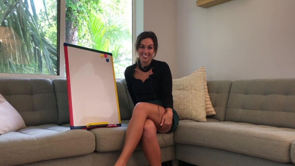 Miss Bell ASMR me ajude a escolher um biquíni