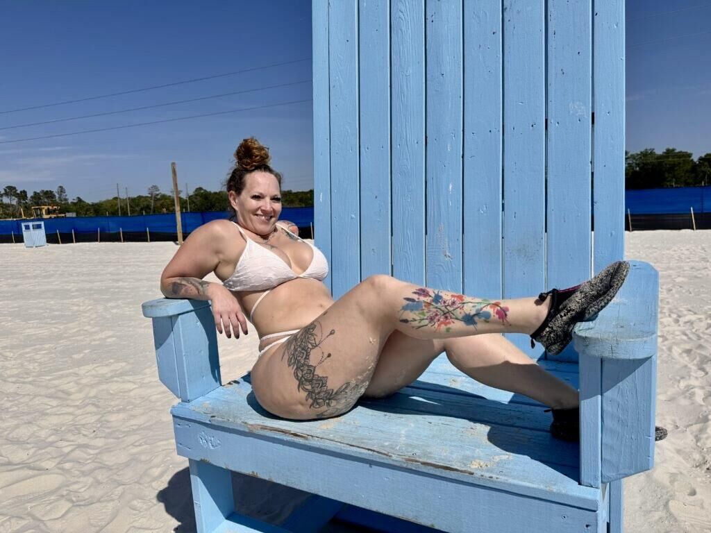 Rayna Big Ass Big Sups Curly Hair Horny Milf смешанные горячие выстрелы
