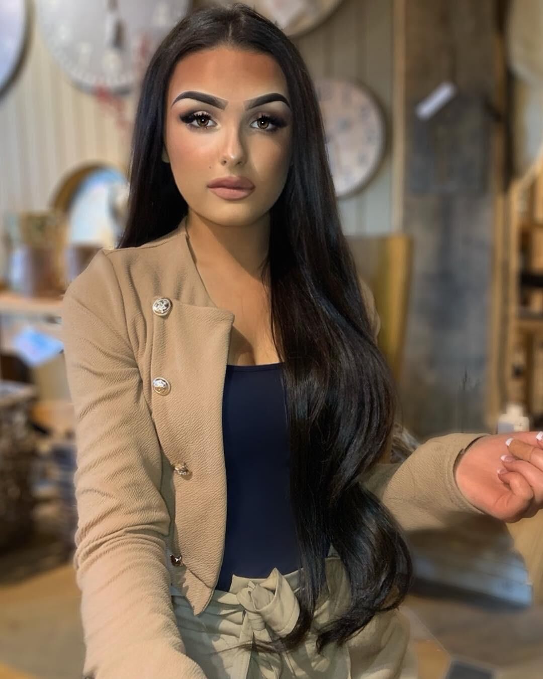 Chav Chav buckable hypersexualized