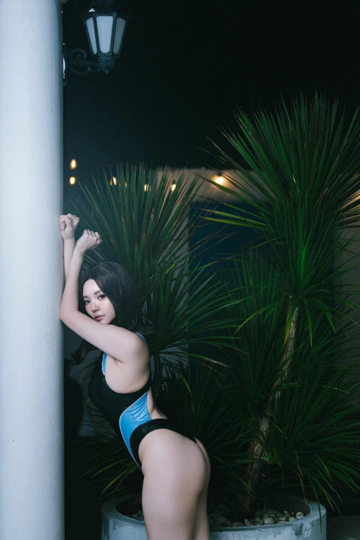 Ying Tze Midnight Blue Pharfaite