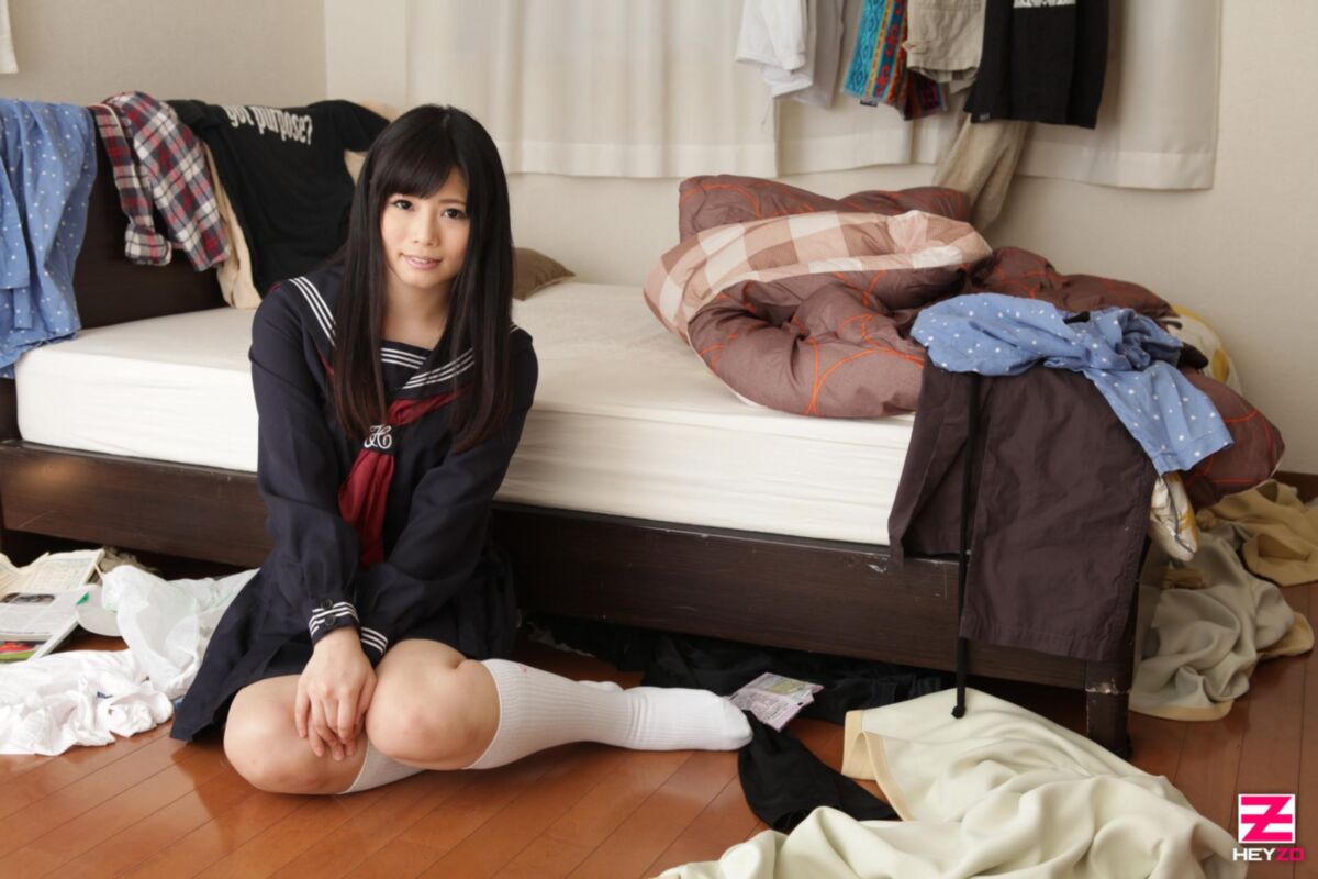 Modelo nude japonês Miyu Shiina