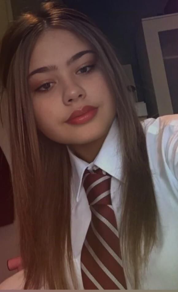 Más de mí siendo una hija cachonda para que el papá se mueva