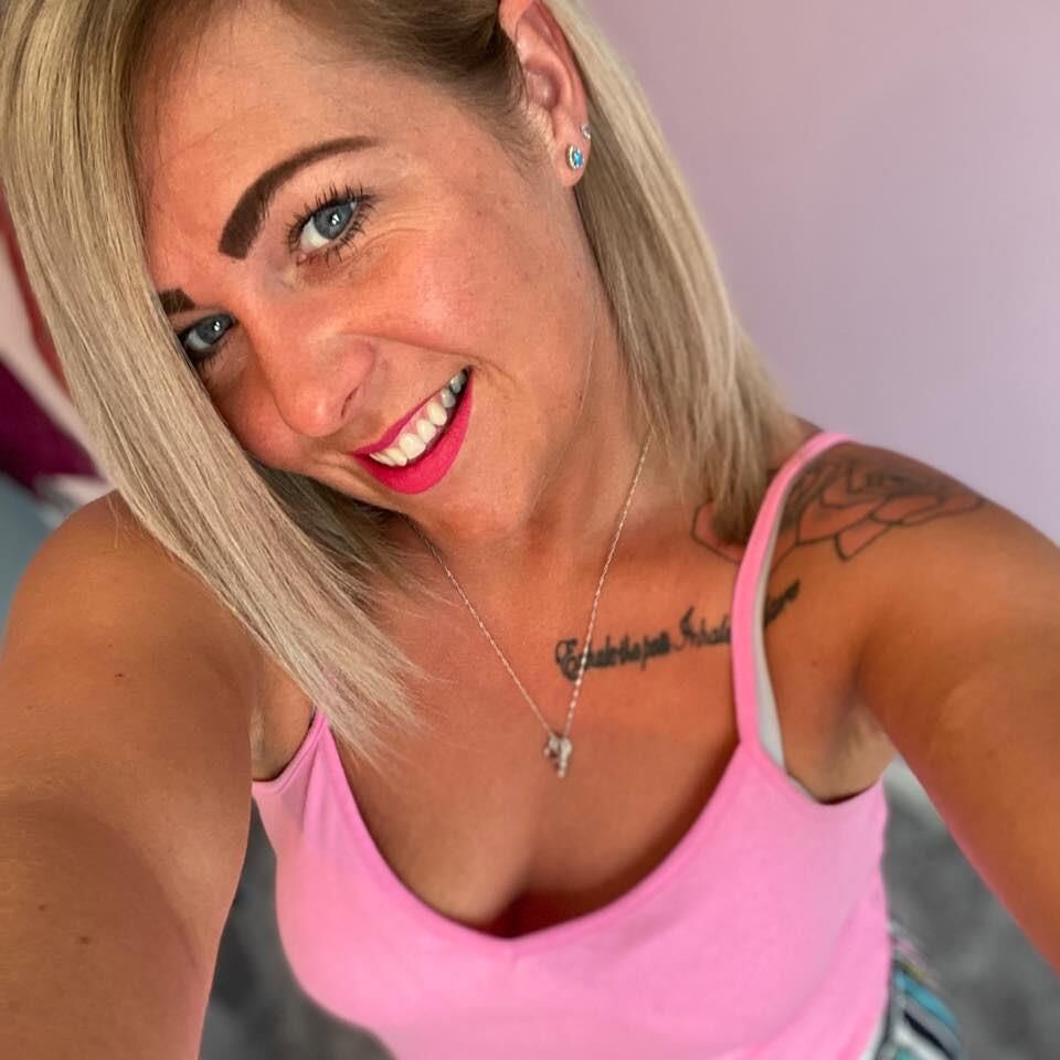 Blonde Yorkshire Raver quelque chose, non nu