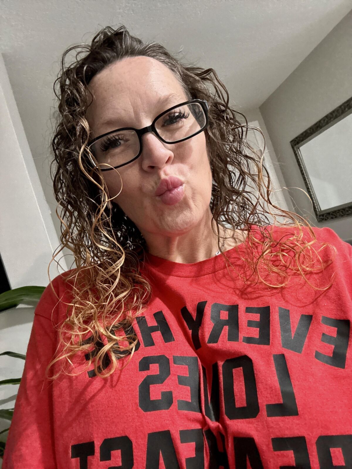 Rayna Big Ass Big Sups Curly Hair Horny Milf смешанные горячие выстрелы