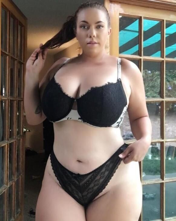 Ashleigh Dunn Lingerie