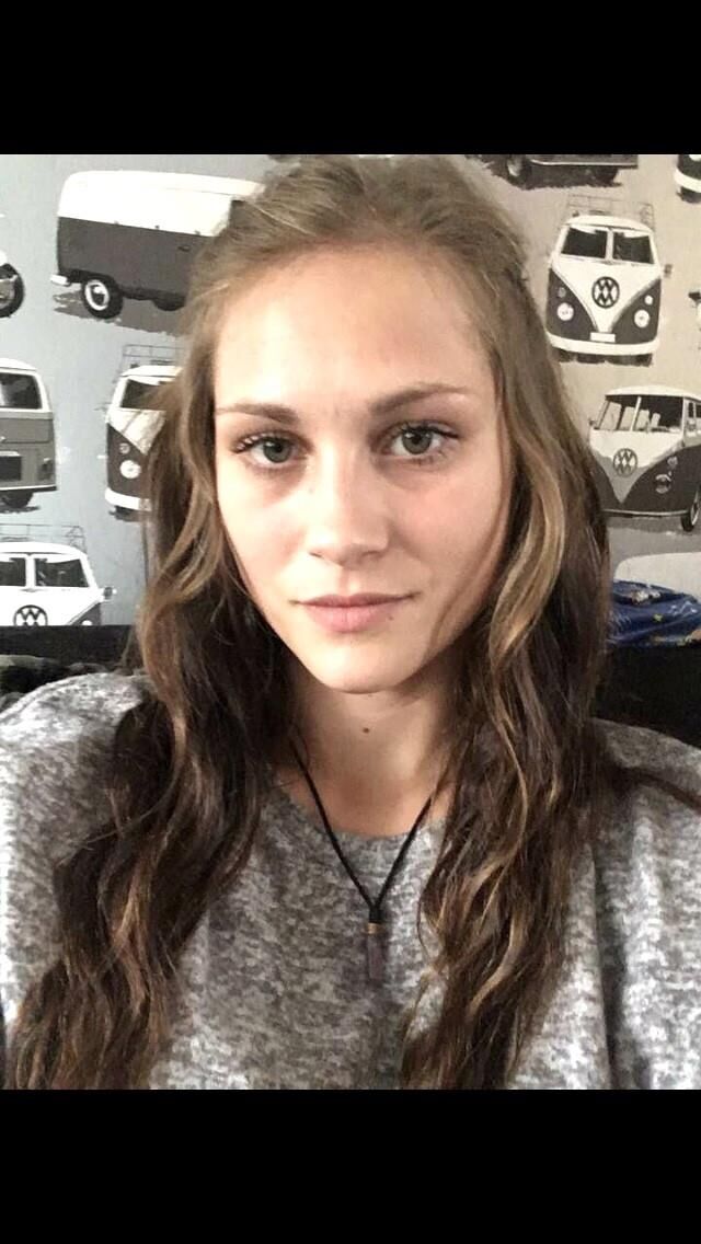 Holly UK Webslut