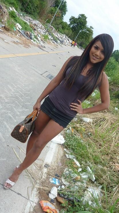 Asiáticas vestidas, mas sexy