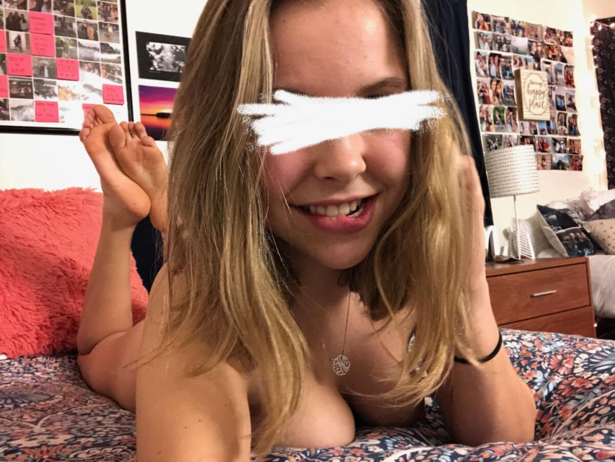 Selbsthot über der Schulter