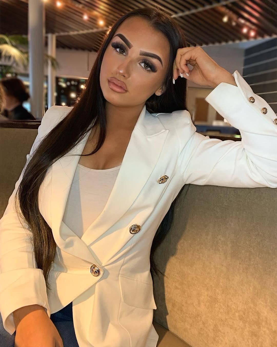 Chav Chav buckable hypersexualized