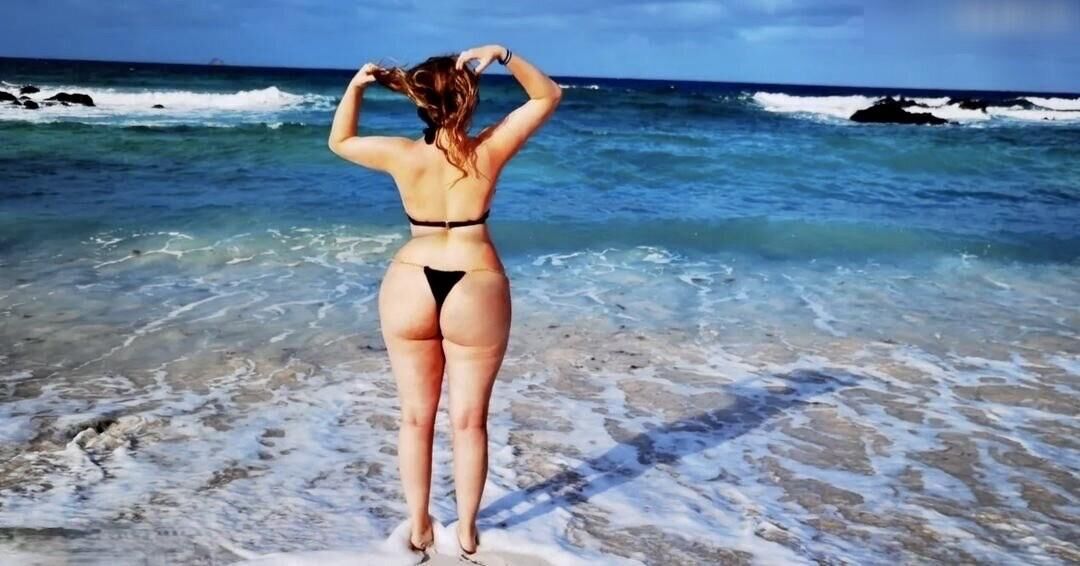 Denise Big Butt grandes tetas belleza belleza rubia alemana mixta hot sh