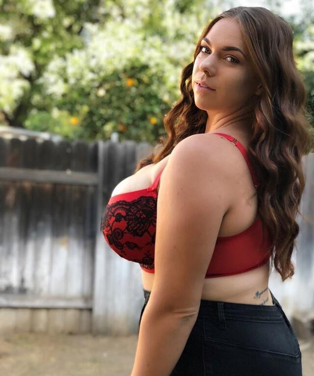 Ashleigh Dunn Lingerie