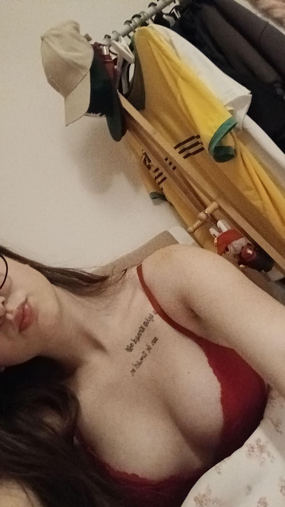 Teen salope Millie