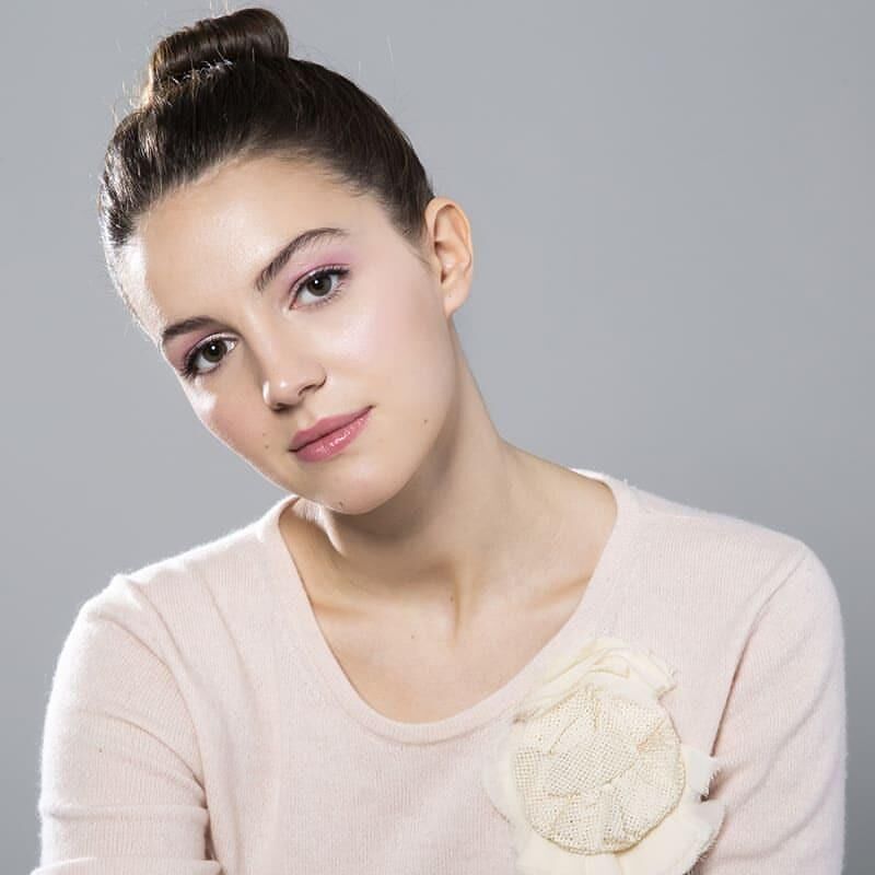 Ella Hunt