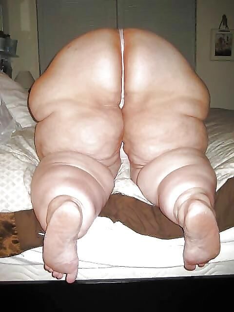 Gargantuan SSBBW задницы