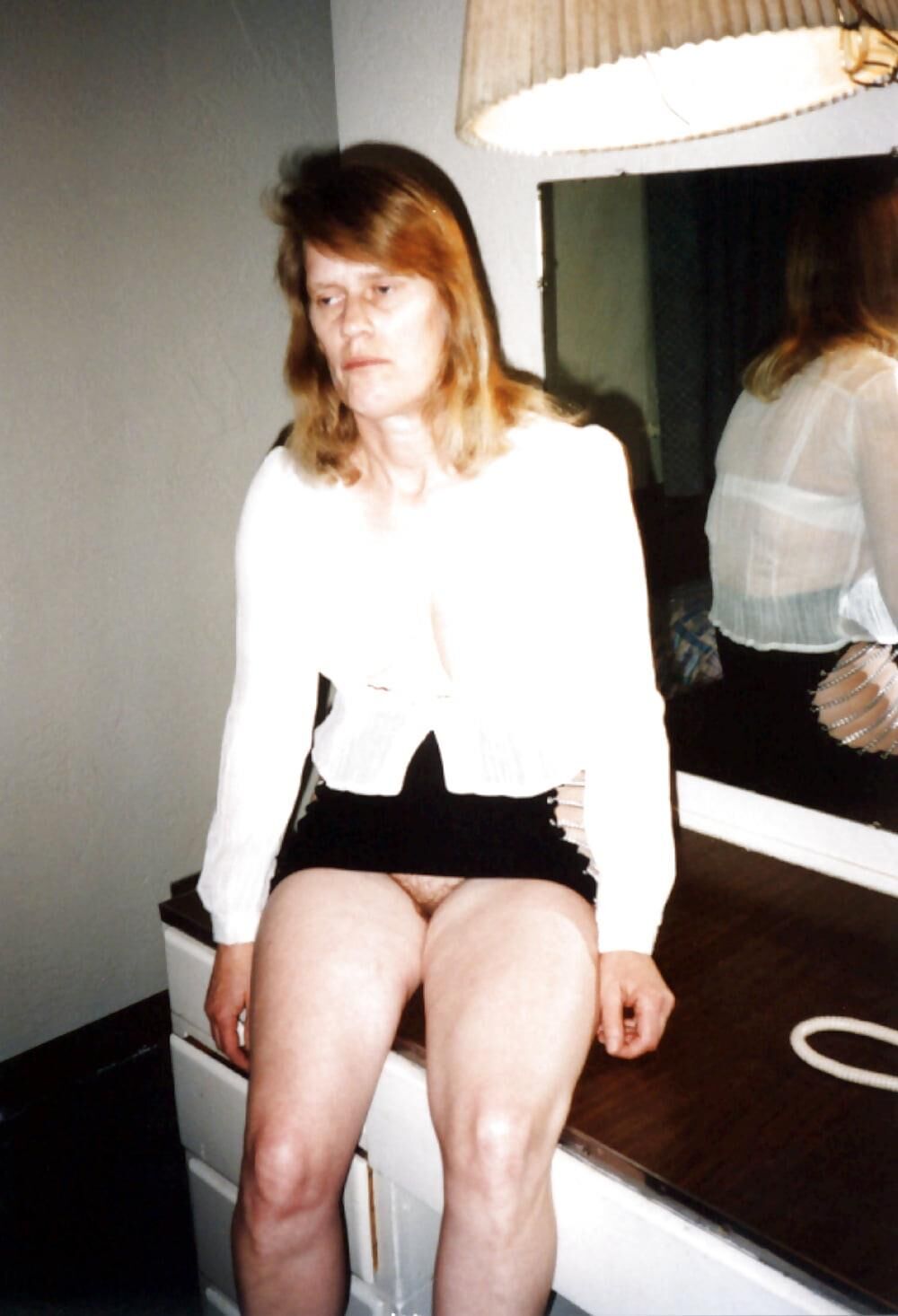Theresia Whore в мотеле отдыха путешественника