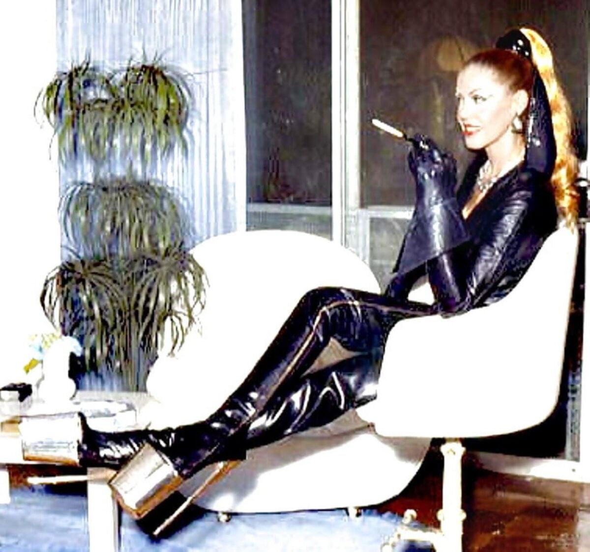 Vintage Domina, Fetisch