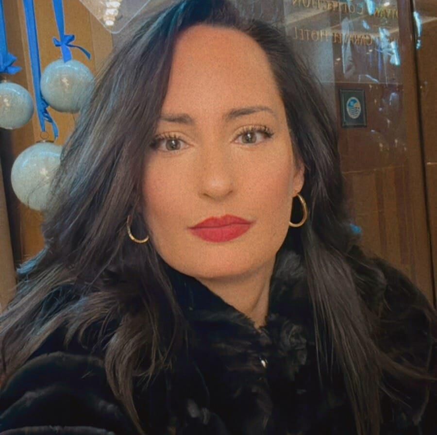Pensez-vous que Eugenia est chaud?