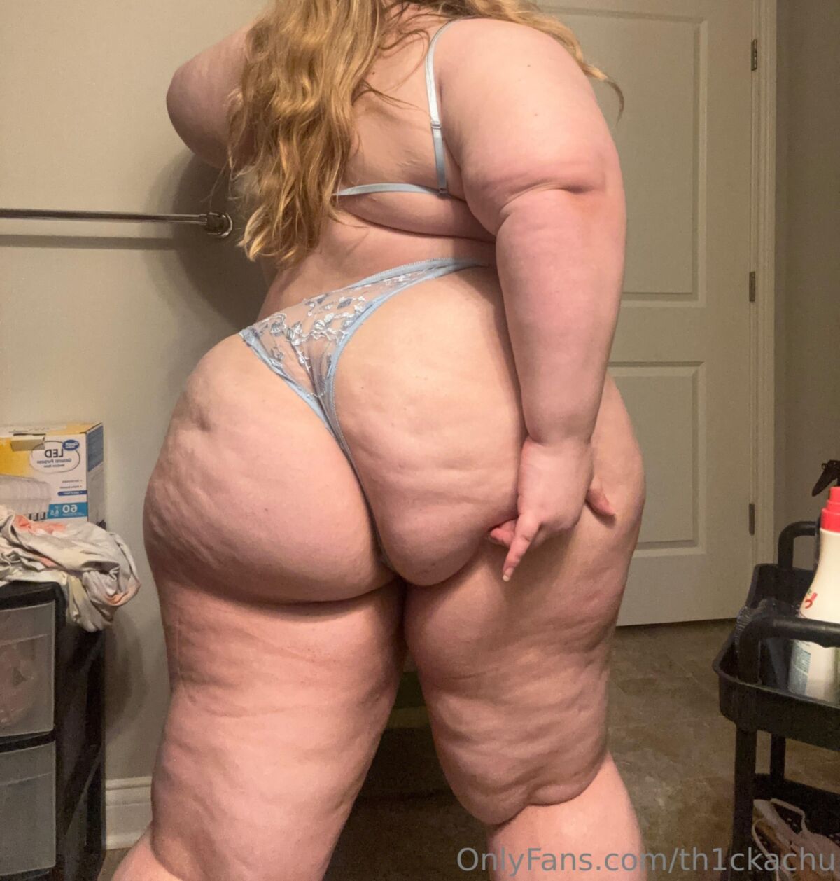 Tiara Big Butt Big Boobs Blonde BBW Girl Mixed Hot Photos