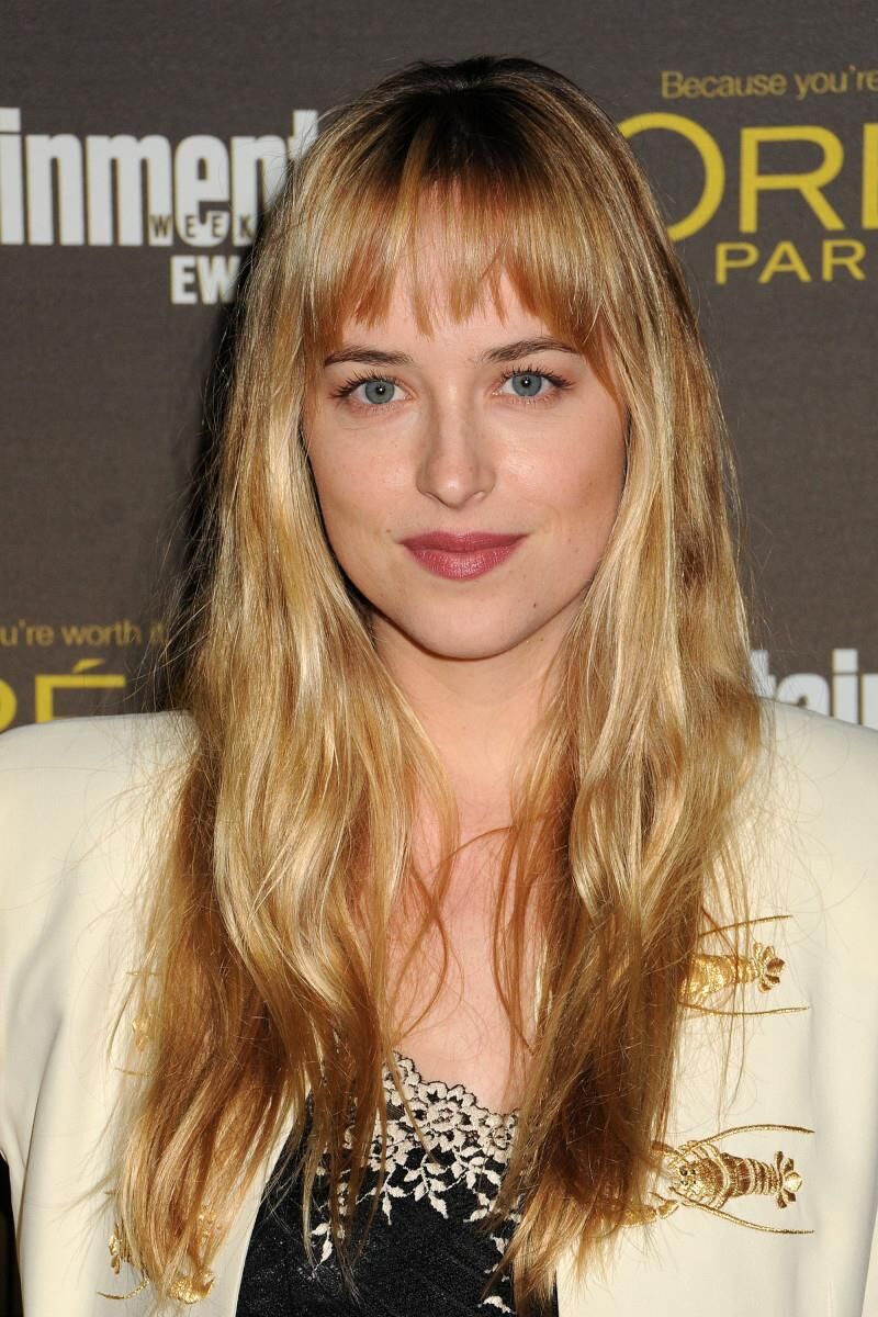 Dakota Johnson Perfect Girl Hair
