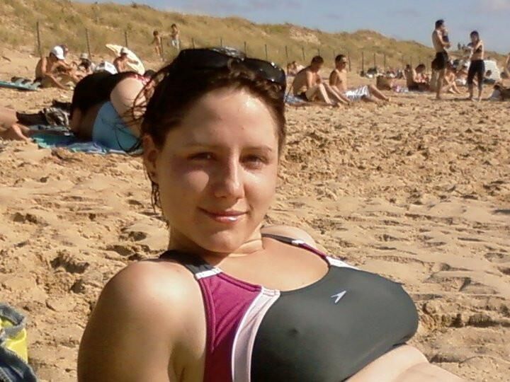 Voyeur Spy Oops Bikini Swimsuit Downblouse Nipslip Feet