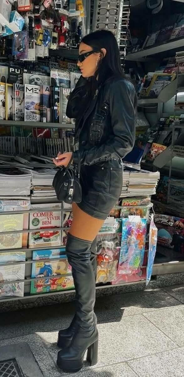 Девочки в сапогах