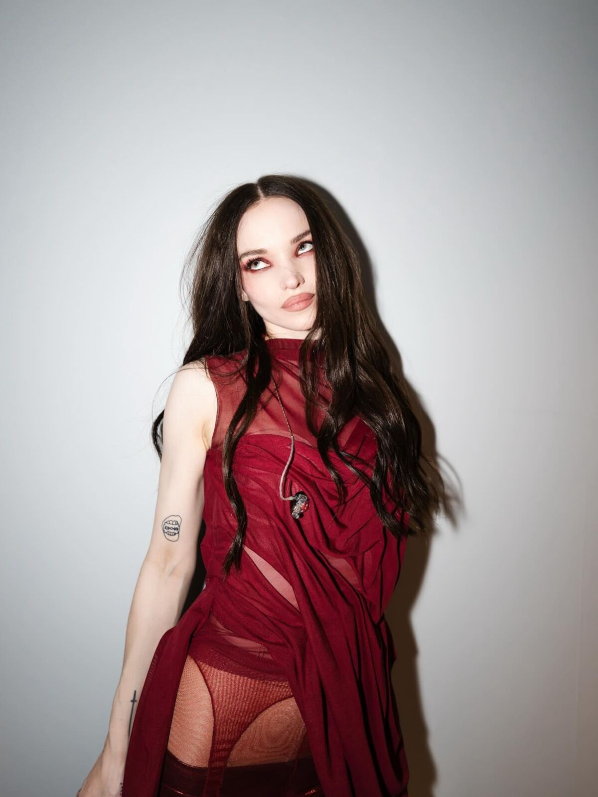 Dove Cameron Vários
