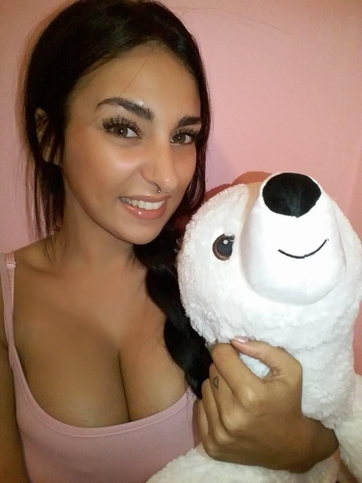 big tit latina bitch like hard fuck