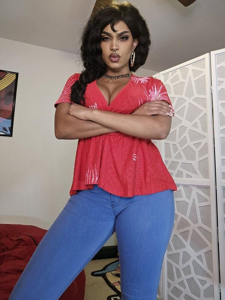Me Shaniqua Cummings BLM Latina Activist