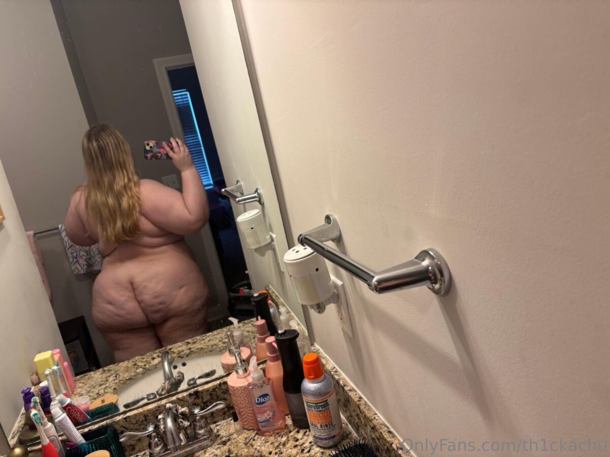Tiara Big Butt Big Boobs Blonde BBW Girl Mixed Hot Photos