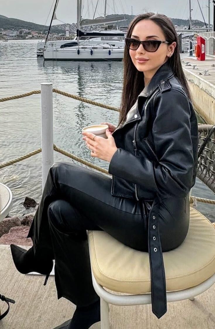 Кожа плотно и готова раскачивать