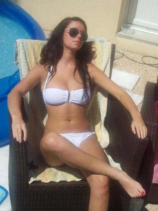 Voyeur Spy Oops Bikini Swimsuit Downblouse Nipslip Feet
