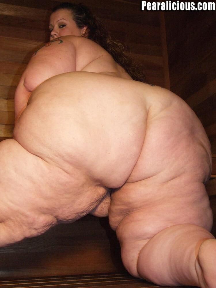 Gargantuan SSBBW задницы