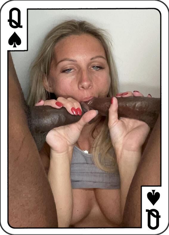 Queen of Spades Cards ()