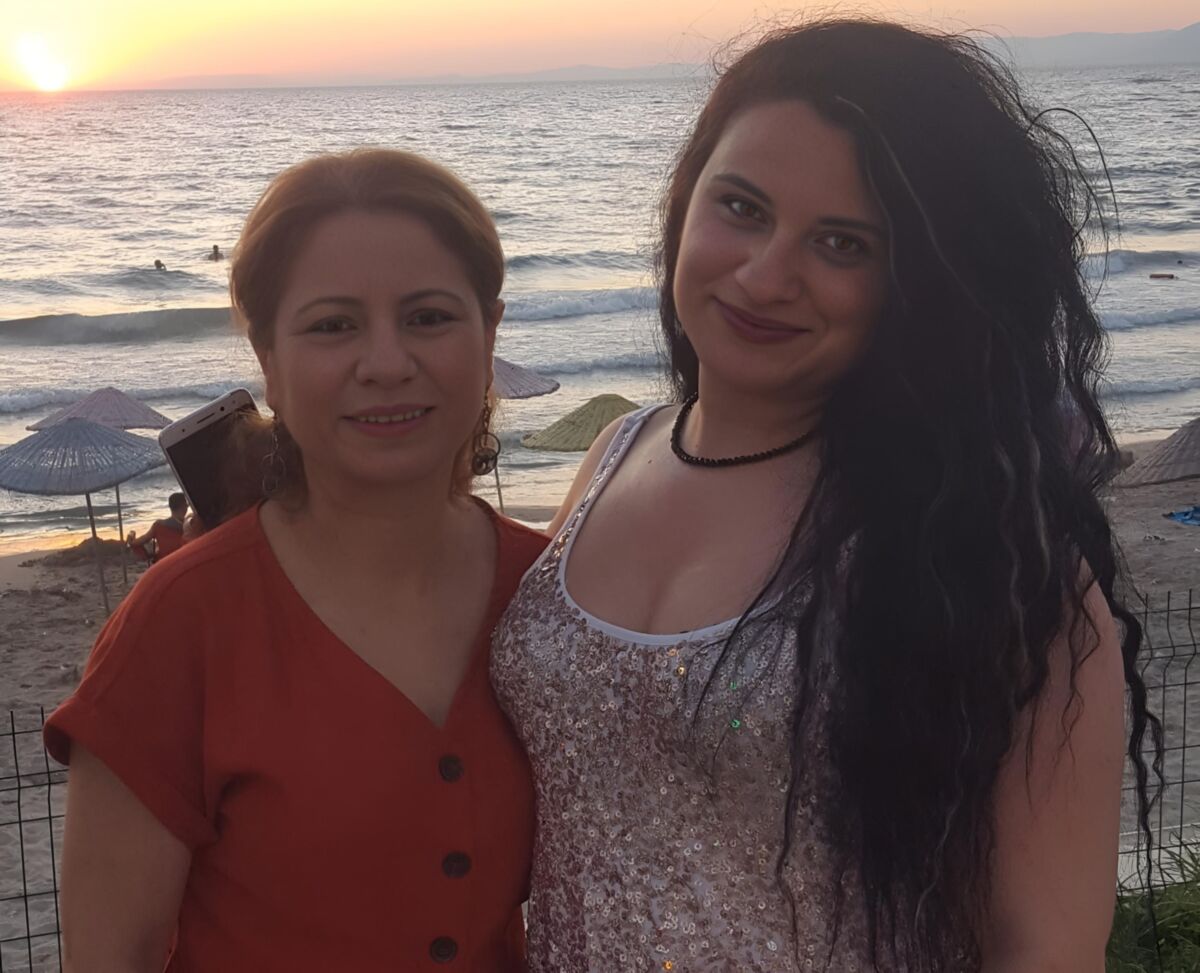 TURKISH MATURE LADY PICTURE 